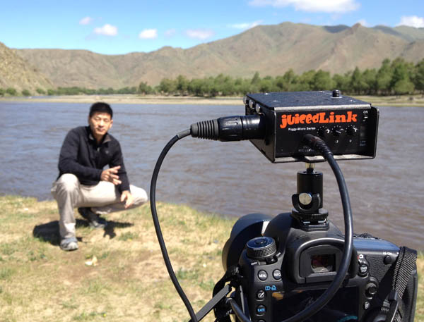 Shooting Al Jazeera correspondent Steven Chow using the Canon 7D