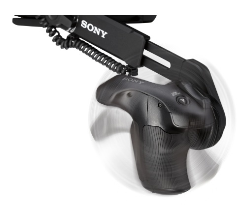 The FS7 control grip can be rotated to your desired position