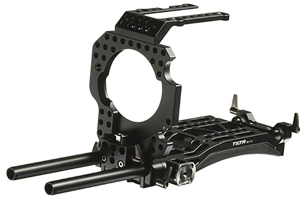 The baseplate, top plate and front plate of the Tilta FS7 setup