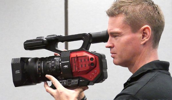 Newsshooter Technical Editor Matt Allard holds the Panasonic AG-DVX200.