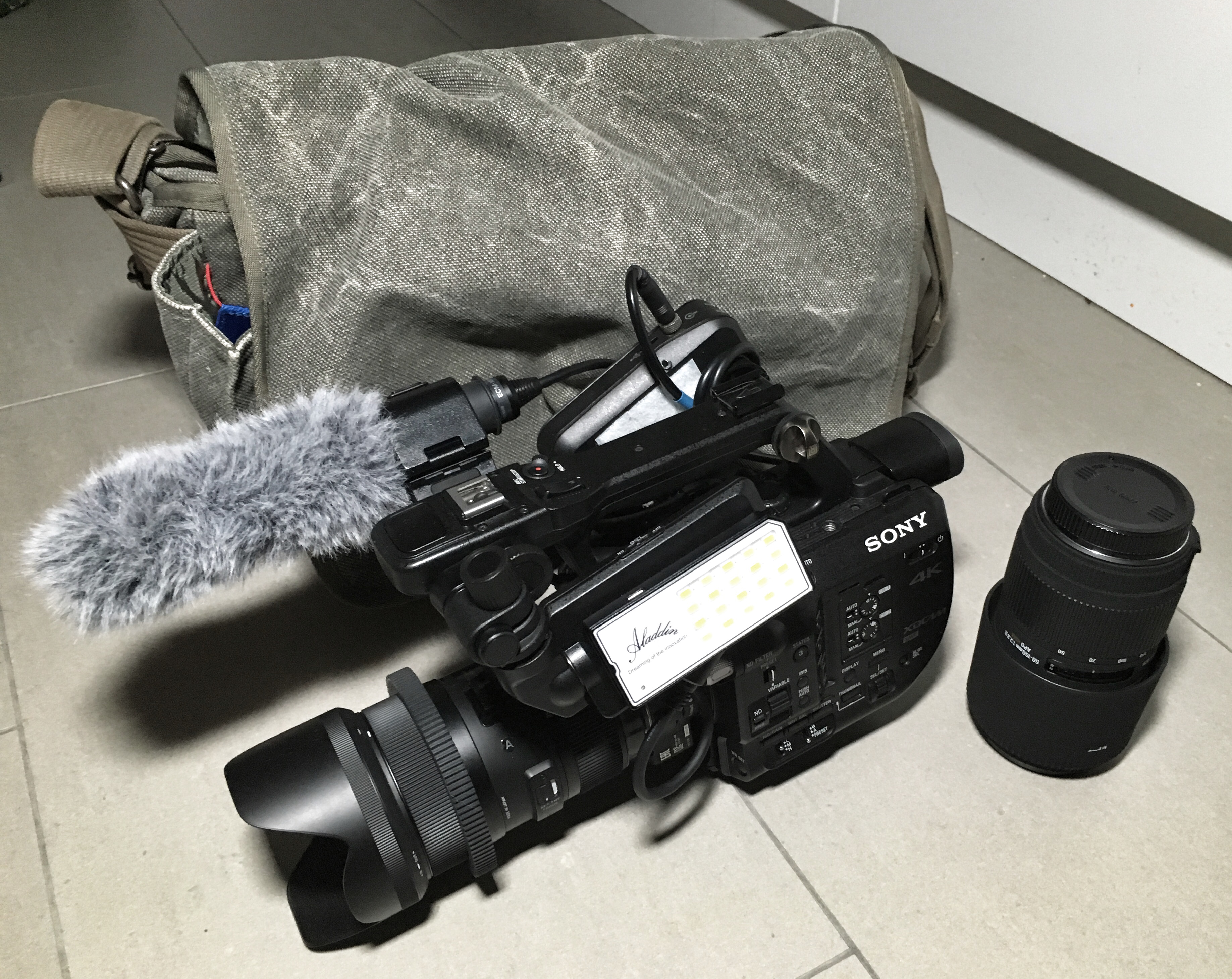 Sony FS5 tested at anti-war protests: real world, low light 