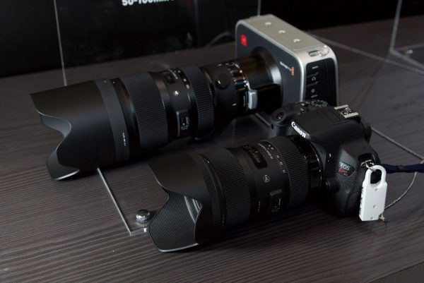 The 50-10mm F1,8 next to the 18-35mm F1.8