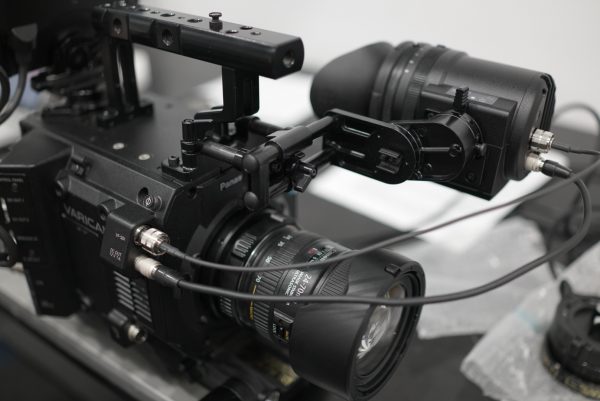 Another view of the EVF showing the standard cabling. Photo by Jason Wingrove.