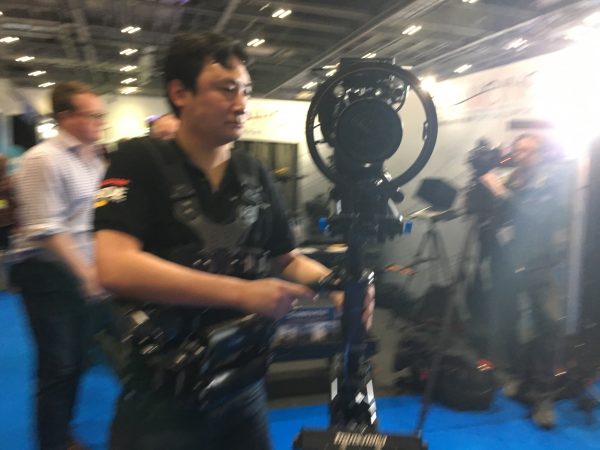 The 1-Axis PRO seemed easy to operate for those used to Steadicam.