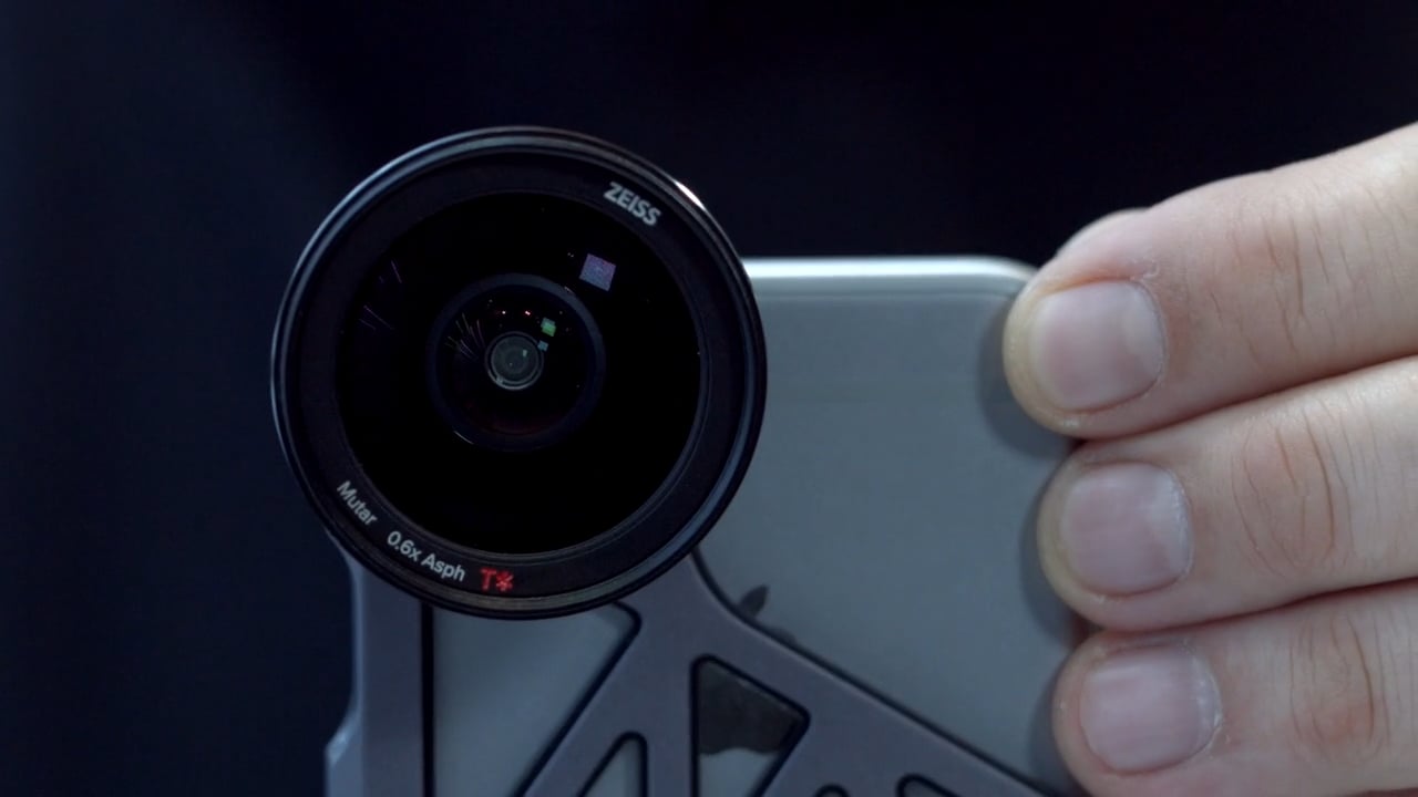 BVE 2016 Is this the world's best iPhone addon lens? Zeiss ExoLens