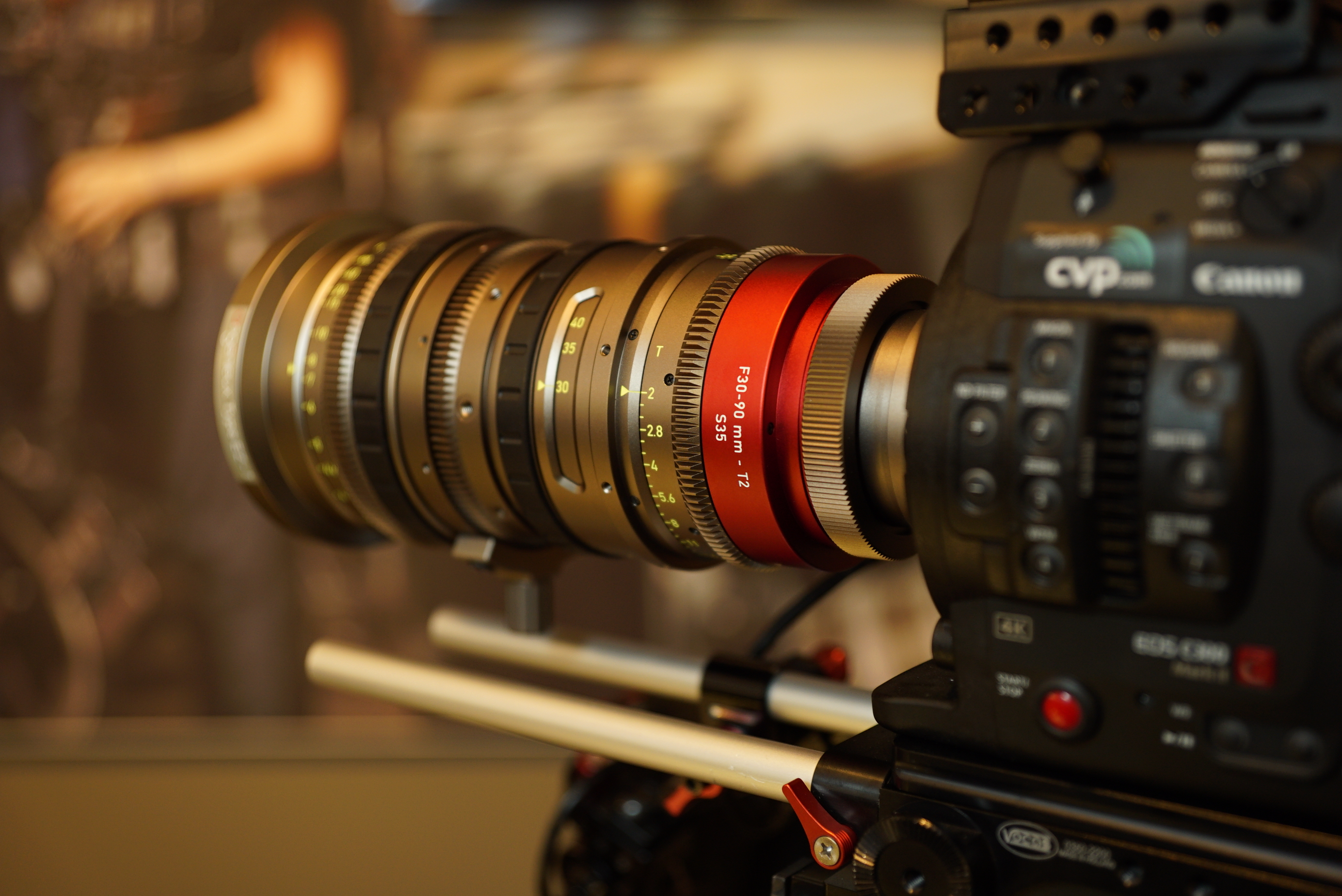 PACK ZOOM EZ-1 PL PIEDS FF ANGENIEUX - Vente professionnel d'accessoire Format Full Frame Monture Optique PL