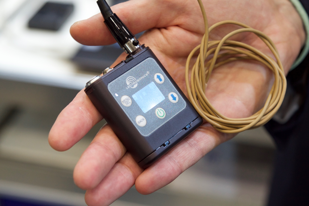 Interbee 2016 Hands on with Lectrosonic's tiny PDR audio recorder with
