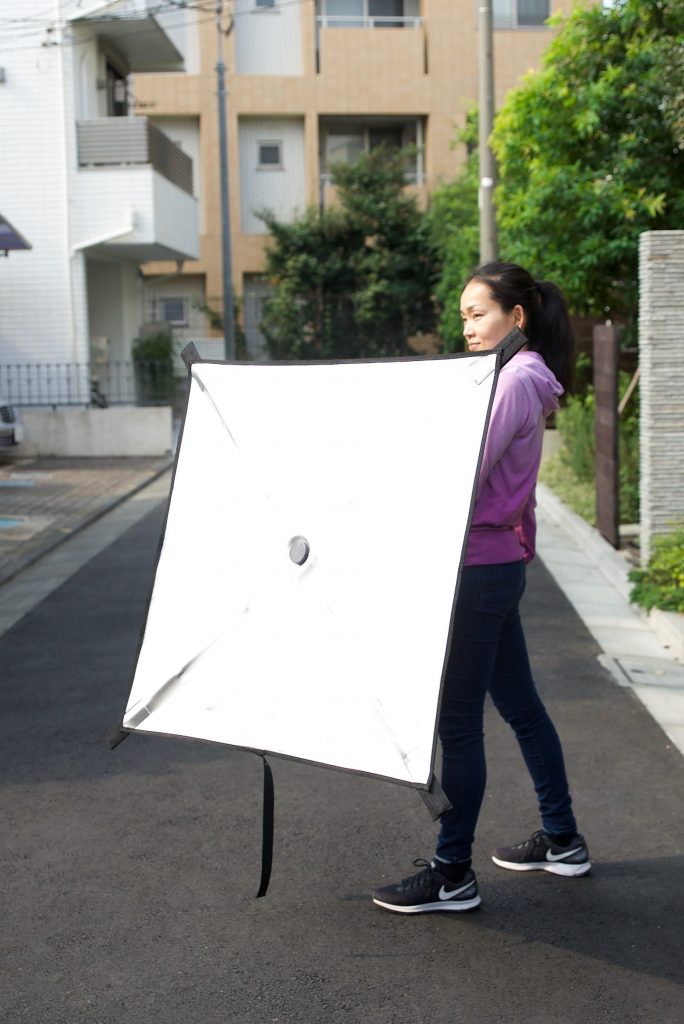 Nori SquareBounce The collapsible lighting reflector that doubles as