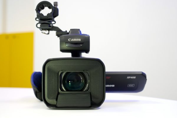 Canon XF405