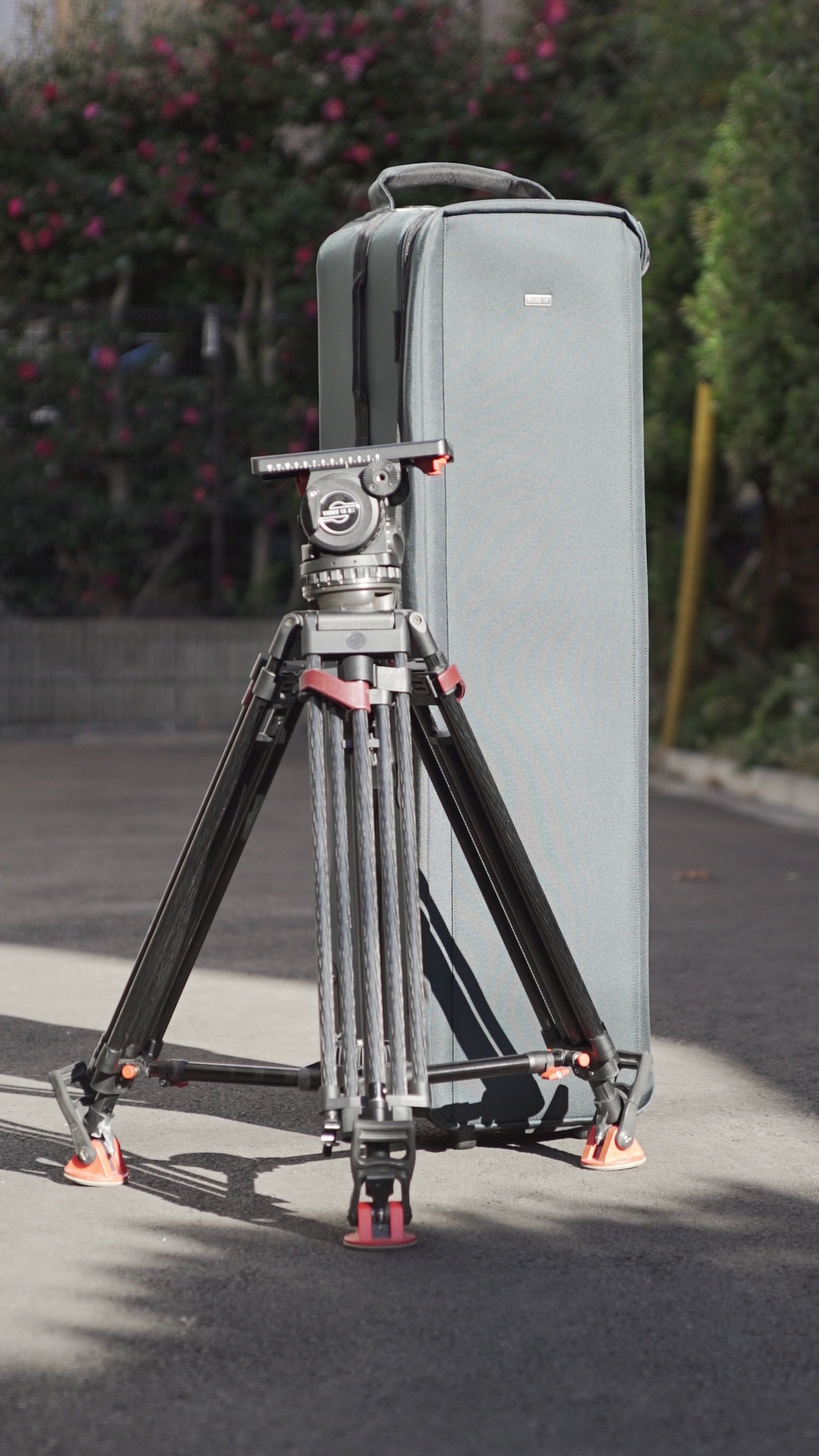 Think Tank Video Tripod Manager 44 Review Newsshooter