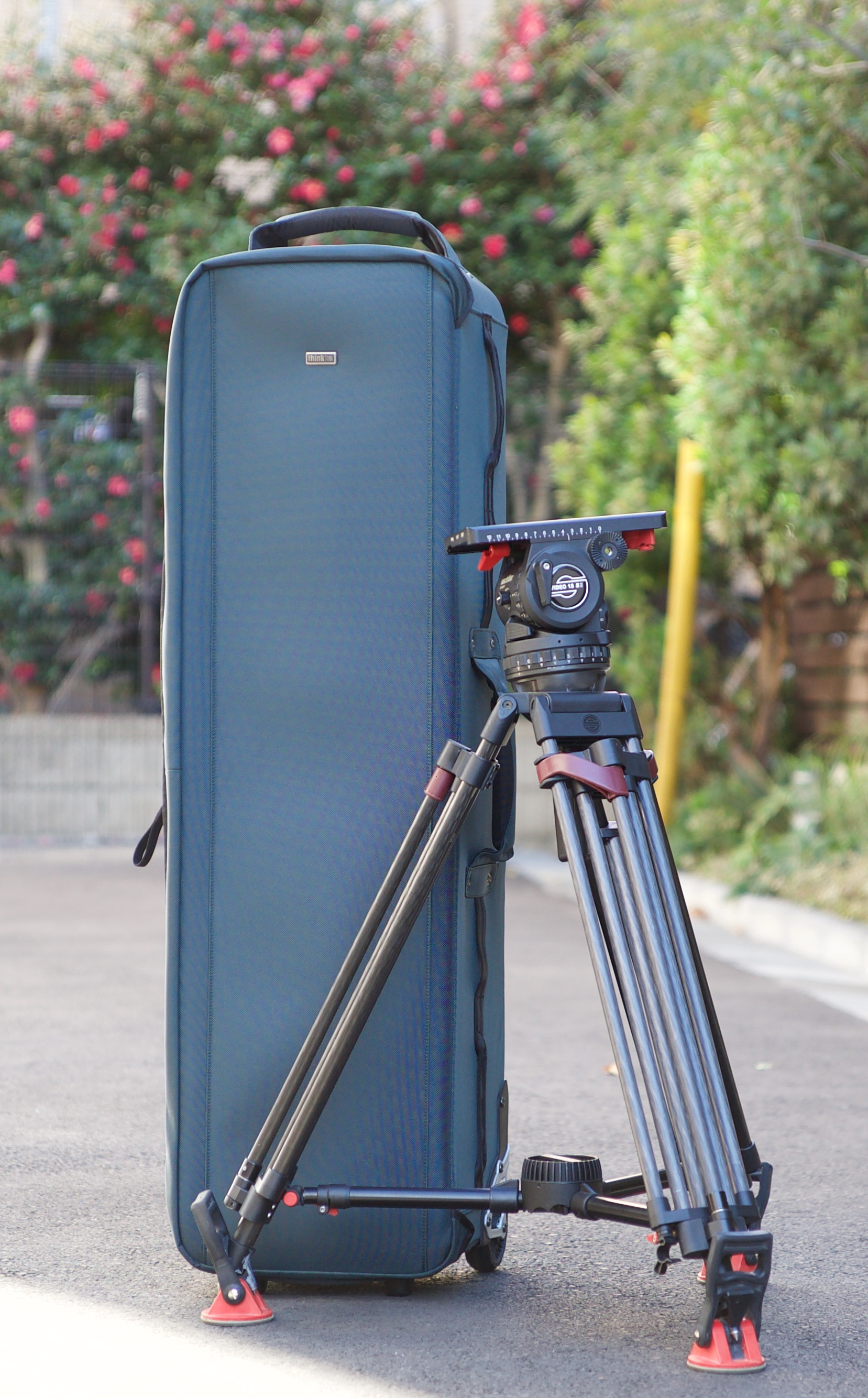 Think Tank Video Tripod Manager 44 Review Newsshooter