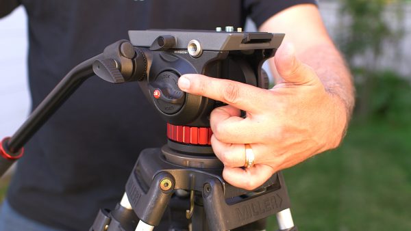 Manfrotto 502 lock on wrong side