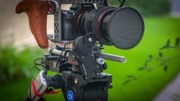 Hands on review of the PDMovie Live Air Lightweight Wireless Follow Focus