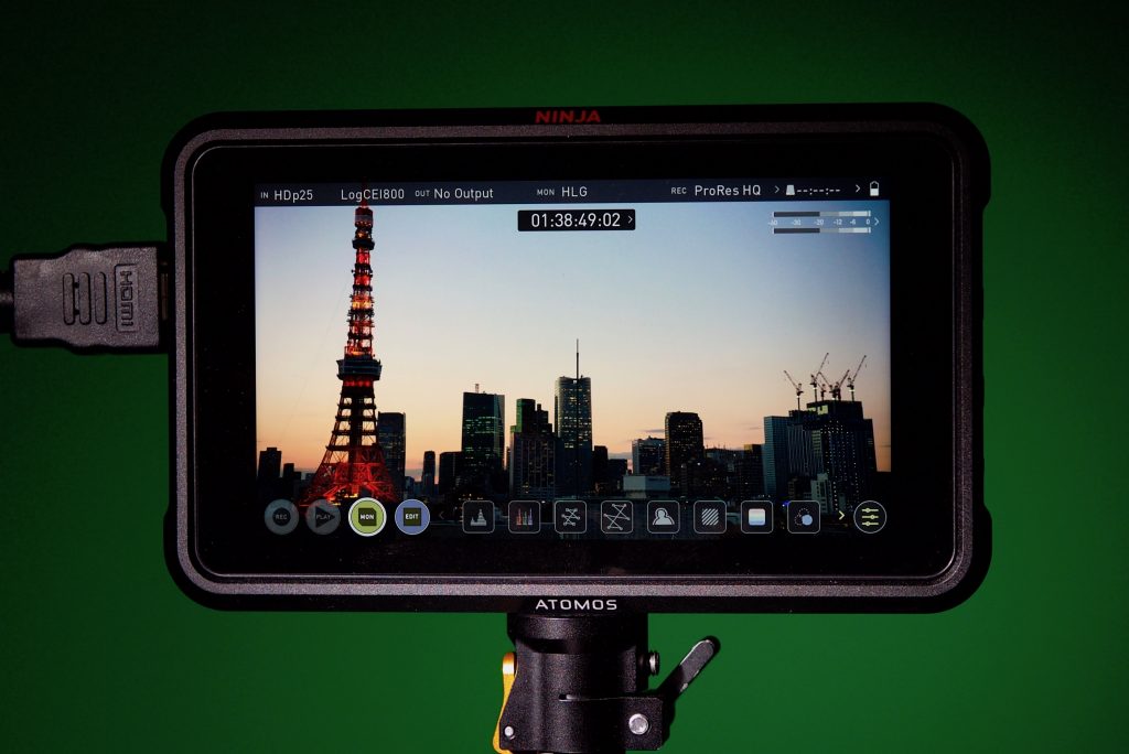 Atomos Ninja V handson review Newsshooter