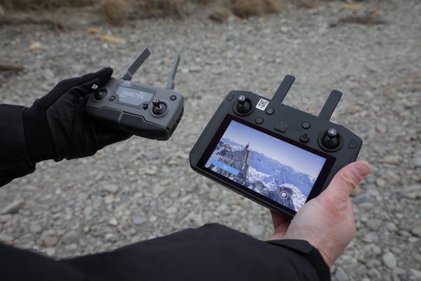 DJI Smart Controller for the Mavic Pro 2 and Mavic Zoom 2 Review
