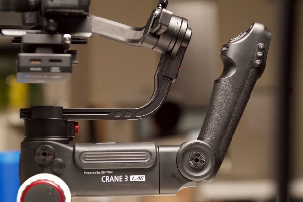 The secondary handle on the Zhiyun Crane 3 Lab