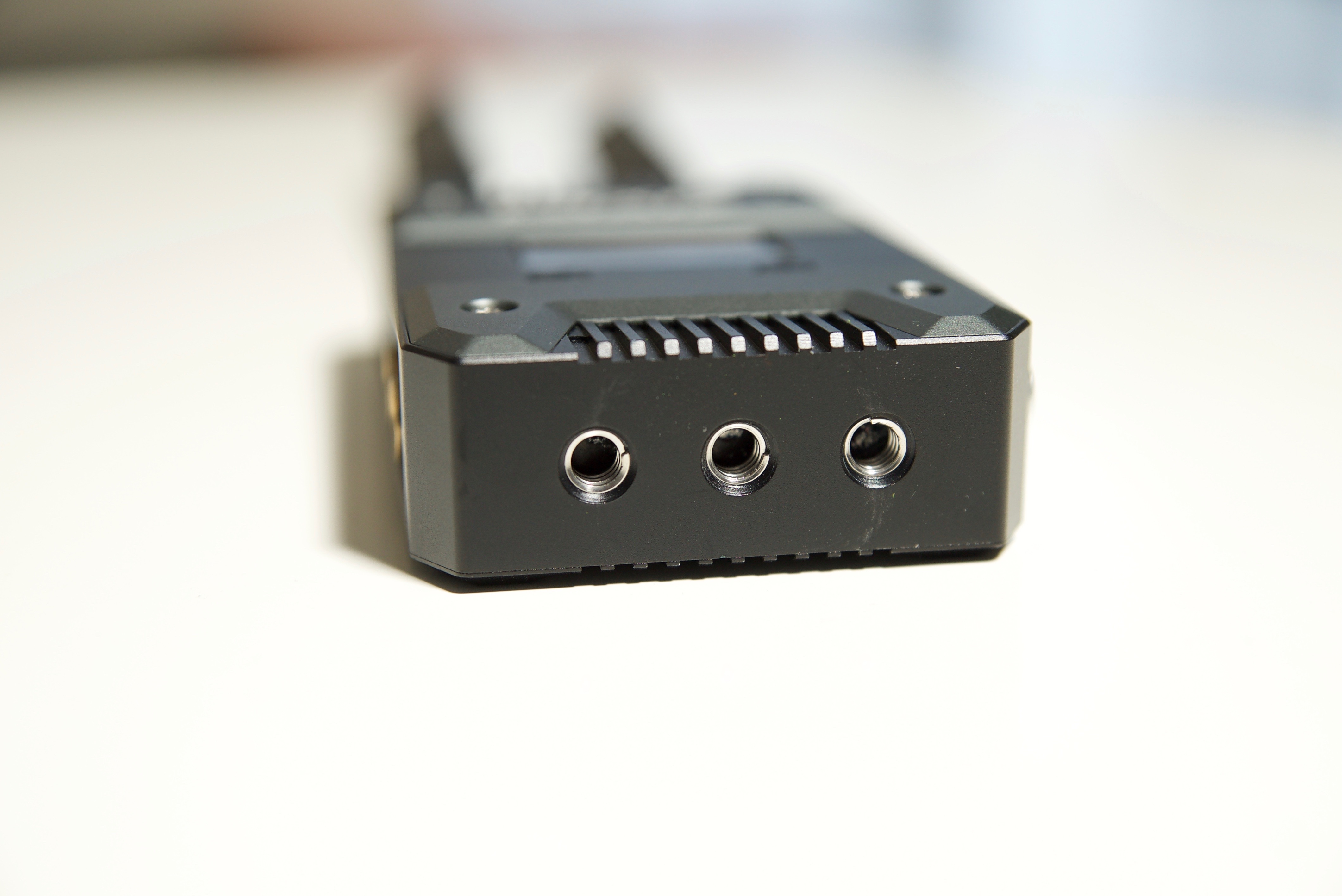 Multiple mounting points with helicoil inserts