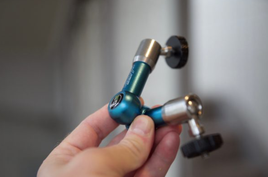 The included Noga arm for the Vaxis Storm 3000