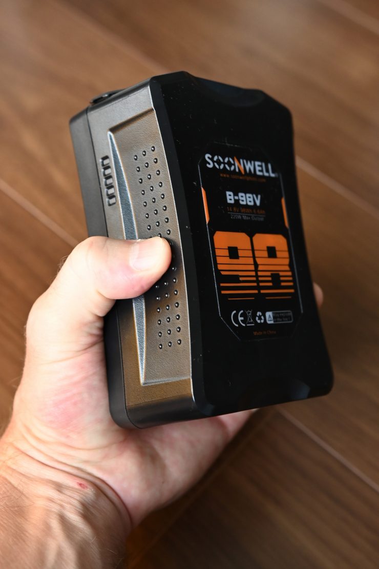 Soonwell B-98V V Mount Battery review - Newsshooter