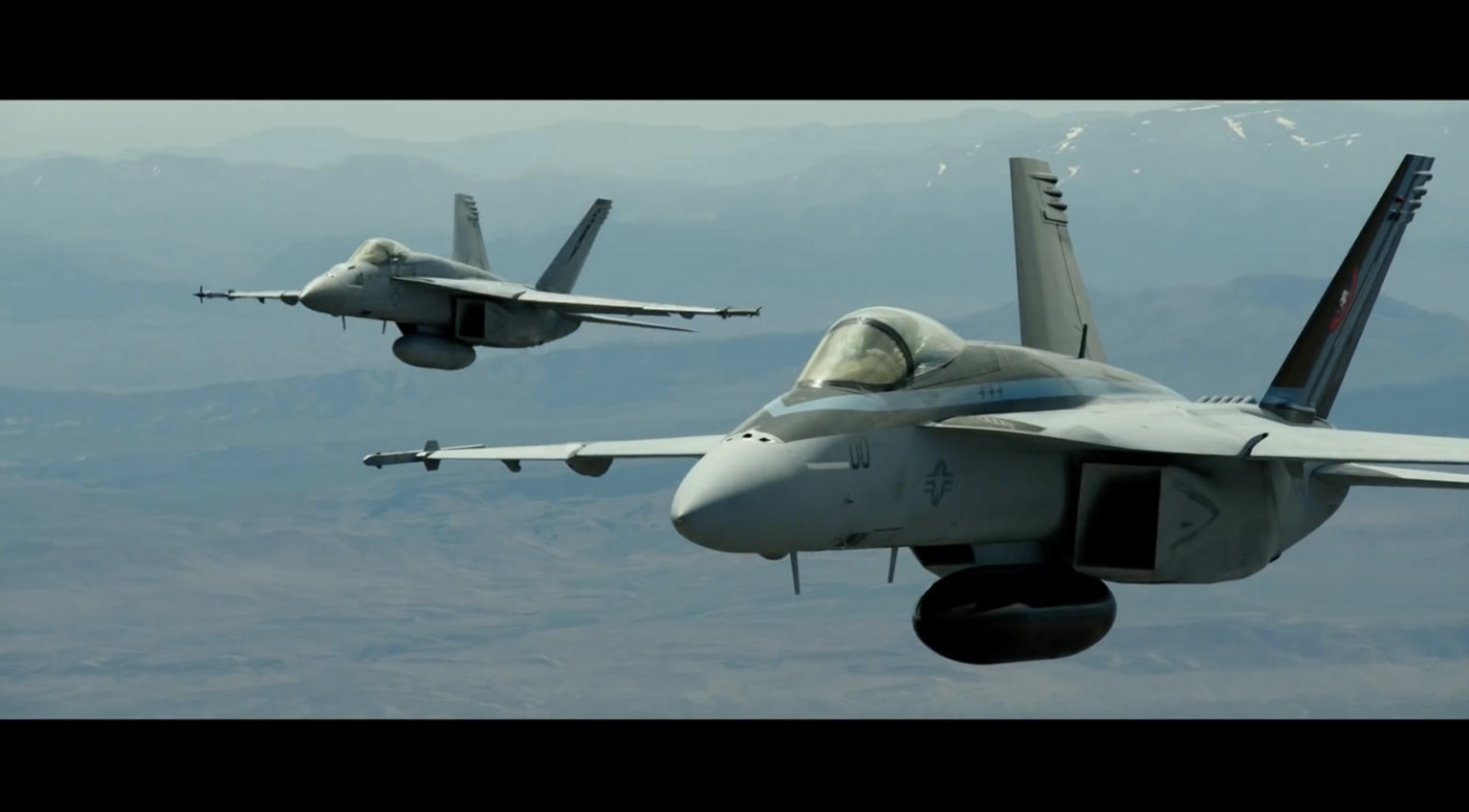 Top Gun Maverick BTS Newsshooter