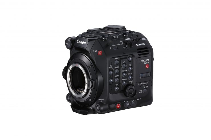 1 C300 Mark III 01 front side left