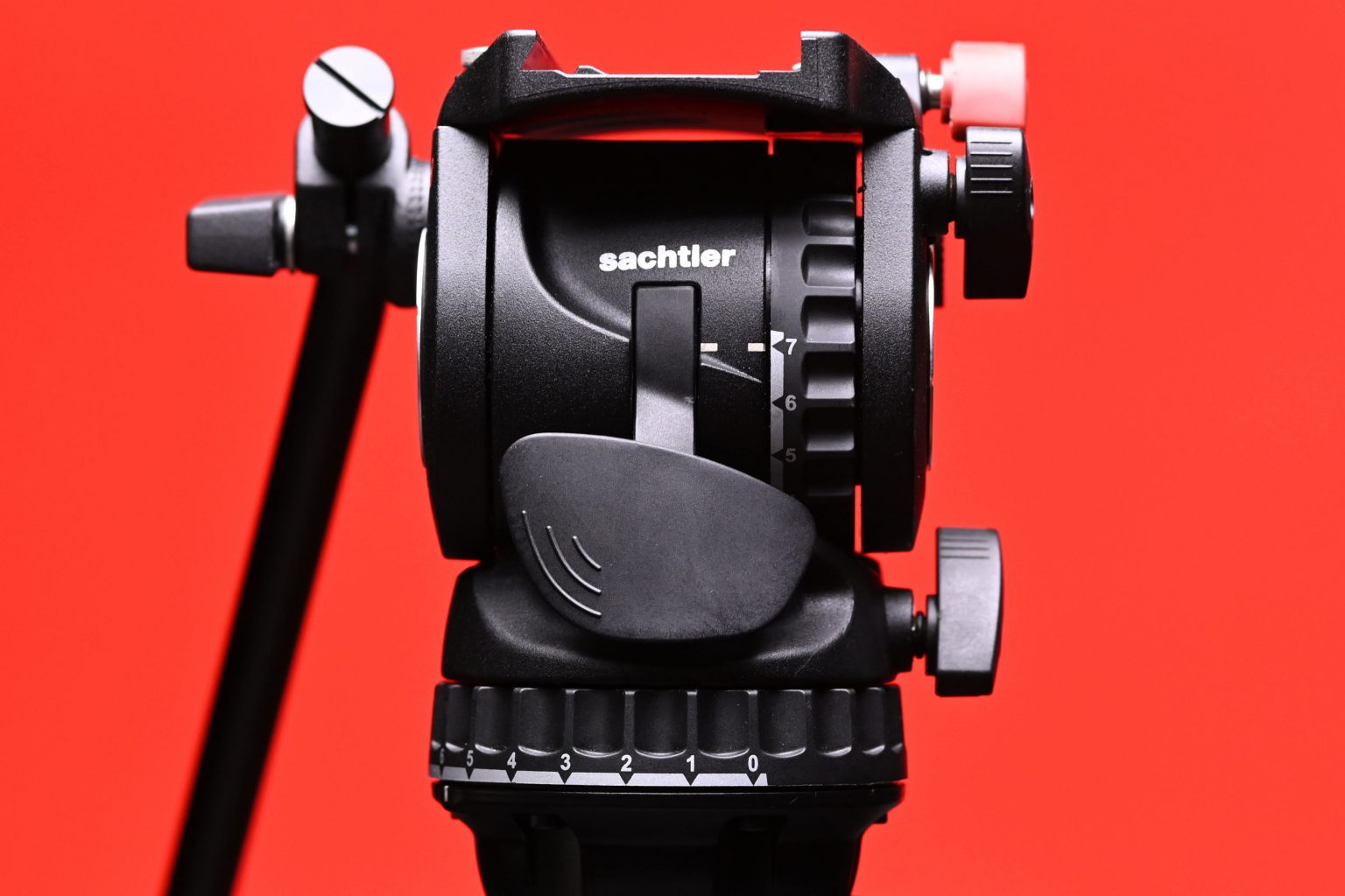 Sachtler Aktiv 8 Fluid Head Review Newsshooter