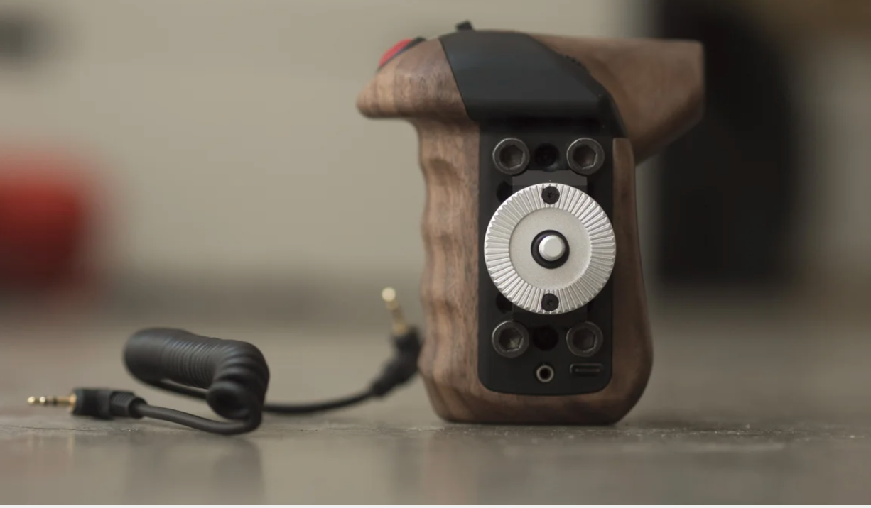 RVLVR Labs Clutch Camera Remote Handle for Z Cam Newsshooter