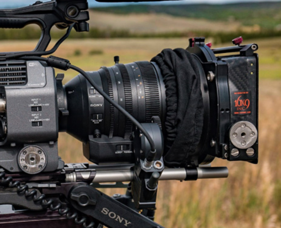 Sony SELC1635G Cinema-Zoomobjektiv – FE C 16-35mm T3.1 G, Vollformat, Ultraweitwinkel, Für E-Mount Kameras