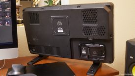 NEON back VESA mounting 2