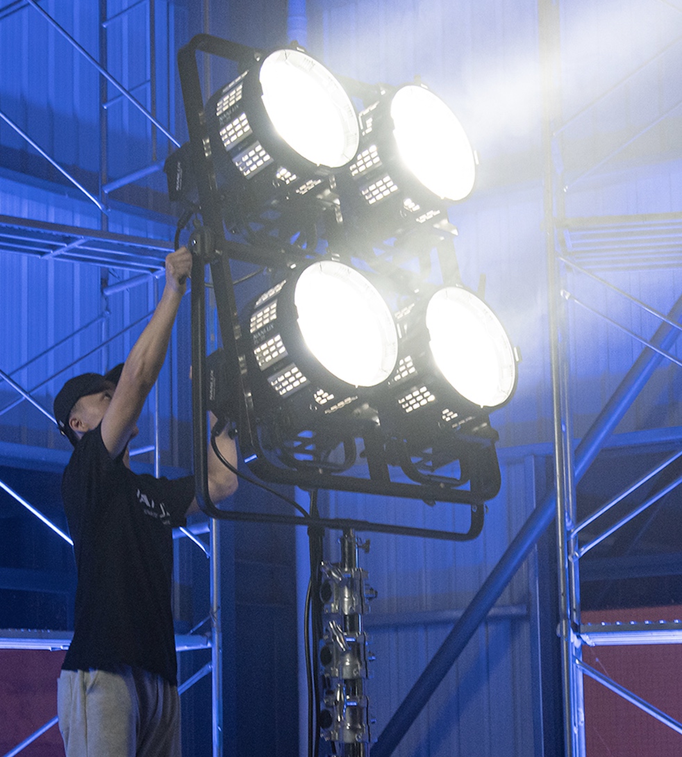 Nanlux Evoke 1200 LED Spot Light Newsshooter