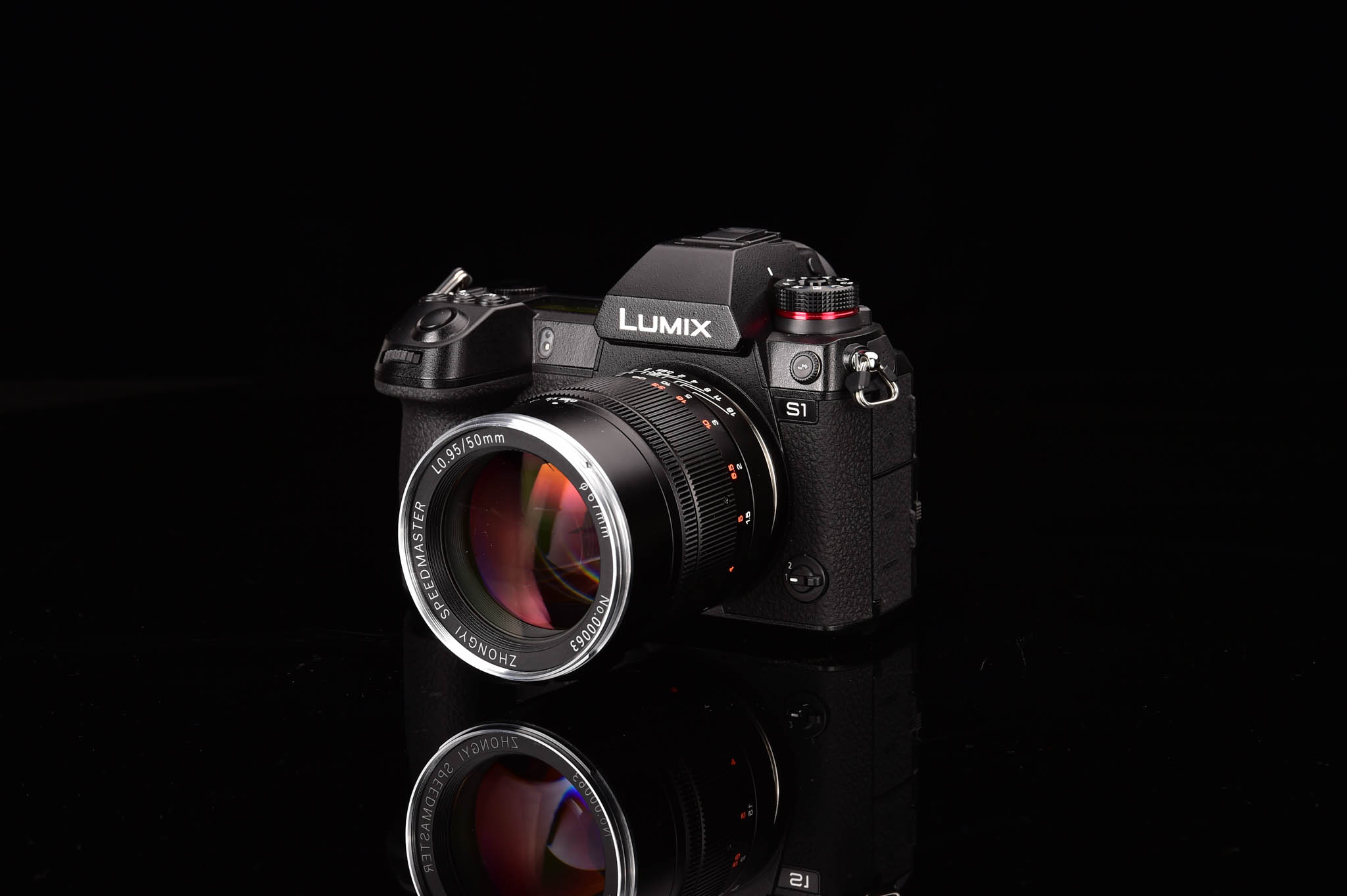 Zhong Yi Optics 50mm f/0.95 III L Mount - Vimarsana News