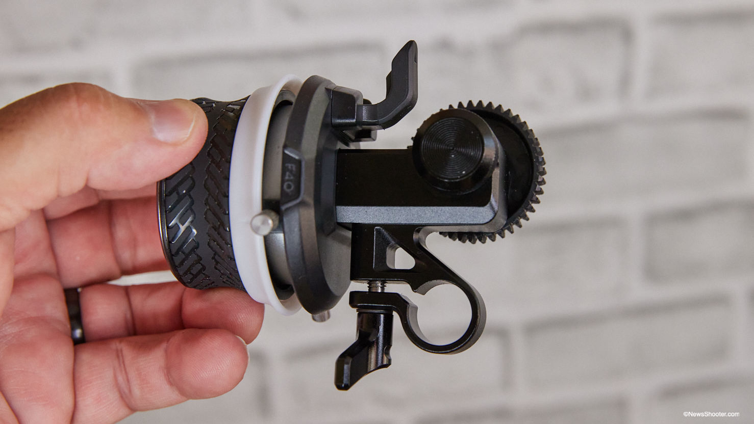 SmallRig Mini Follow Focus 15mm mount Newsshooter