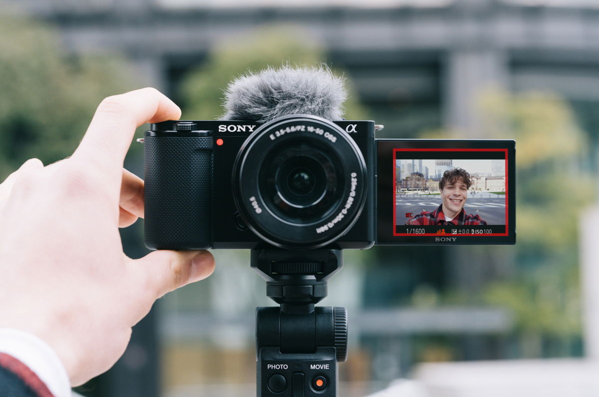 Sony Releases Interchangeable-Lens Vlog Camera ZV-E10 for Vloggers 