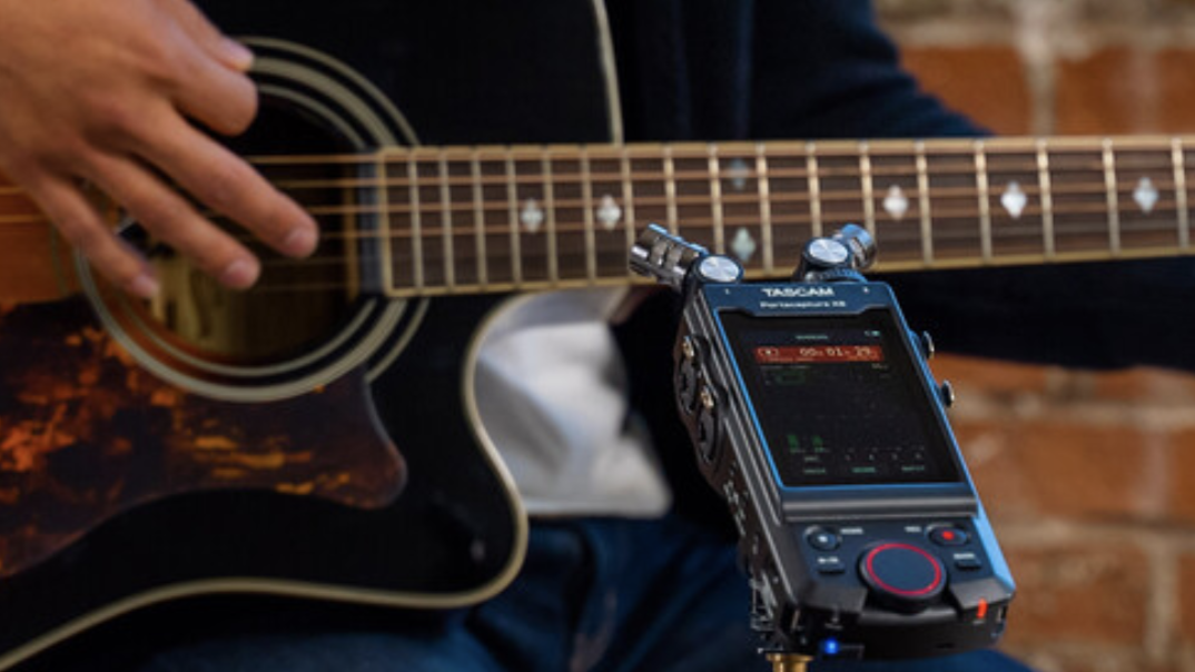 Tascam Portacapture X8 6Input / 6Track Handheld Adaptive Multitrack