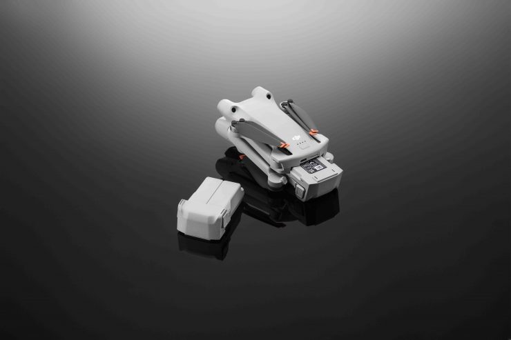 DJI Mini 3 Pro Battery Plus Hover