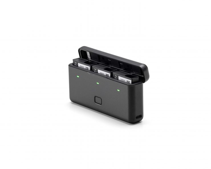Osmo Action 3 Multi-Function Battery Case 3 of 3