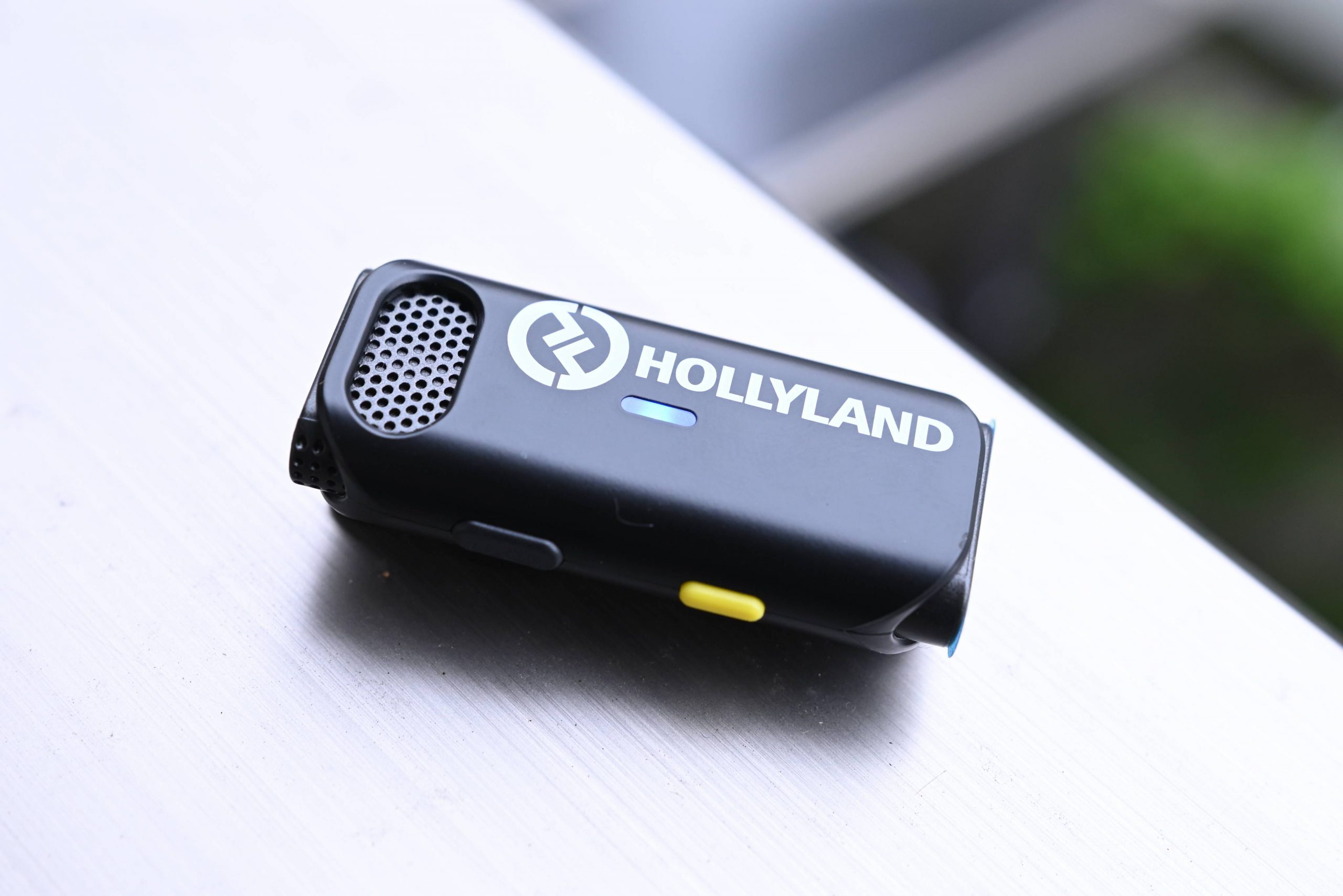 Hollyland Lark M2 Lightning Duo Wireless Microphone Dual Lav Mic