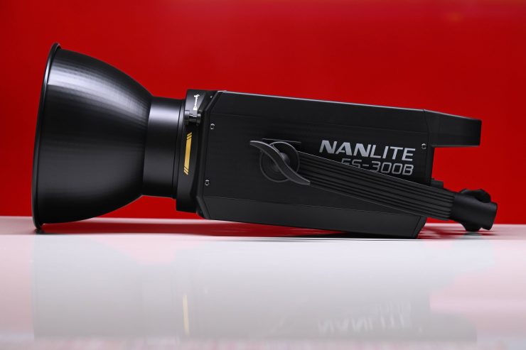 Nanlite FS 300B 26