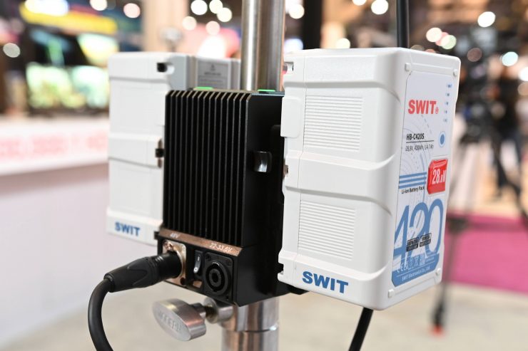SWIT TD R230S 48V 750W Light Stand Power Adapter 554