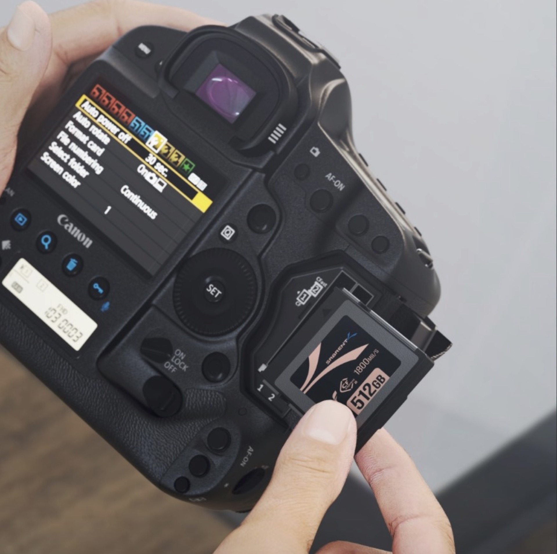 Sabrent Rocket CFX Type B Memory Card & Thunderbolt 3 CFexpress TypeB