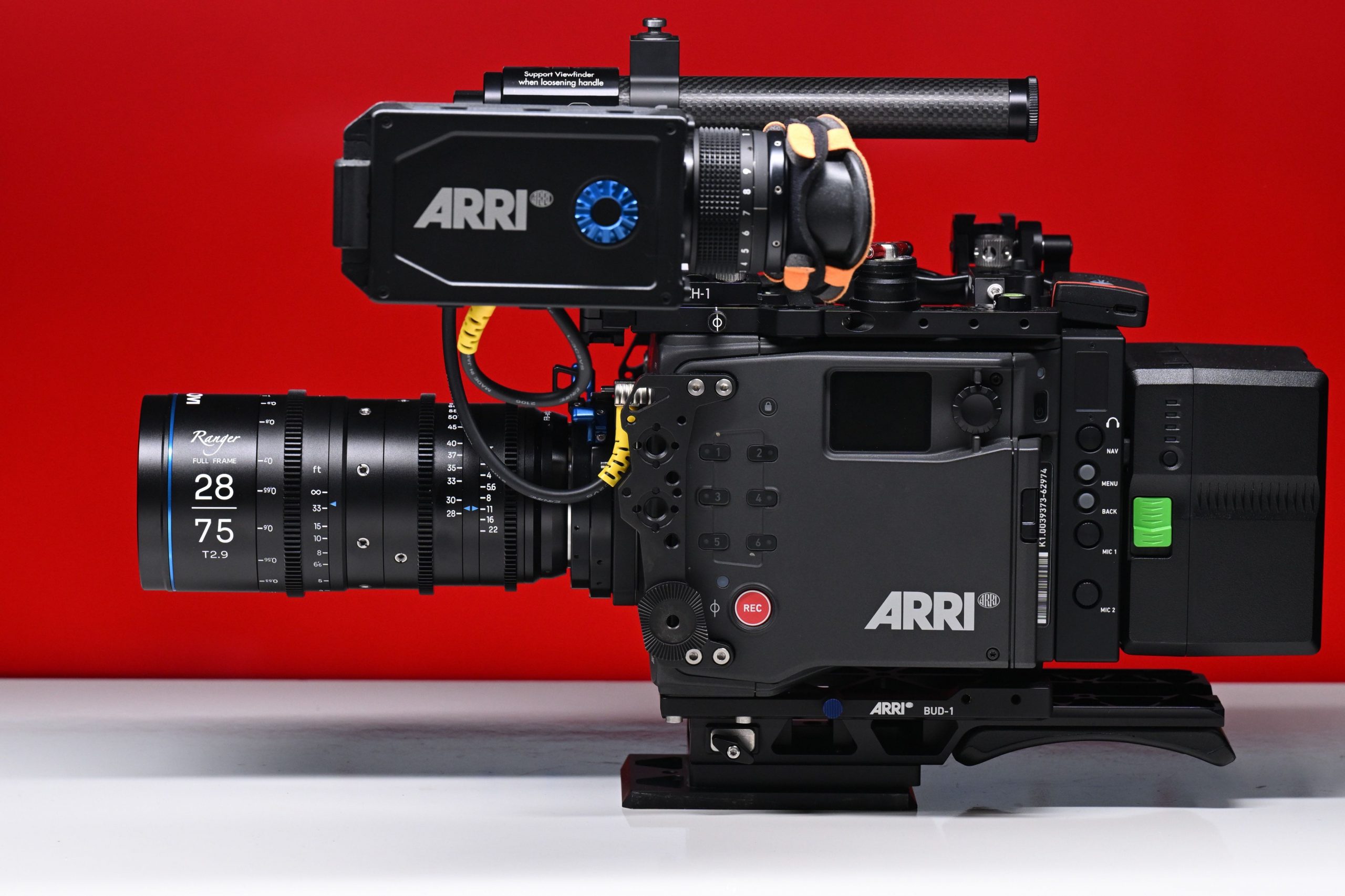 Laowa 28 75mm T2 9 75 180mm T2 9 Ranger Full Frame Zooms 01 45