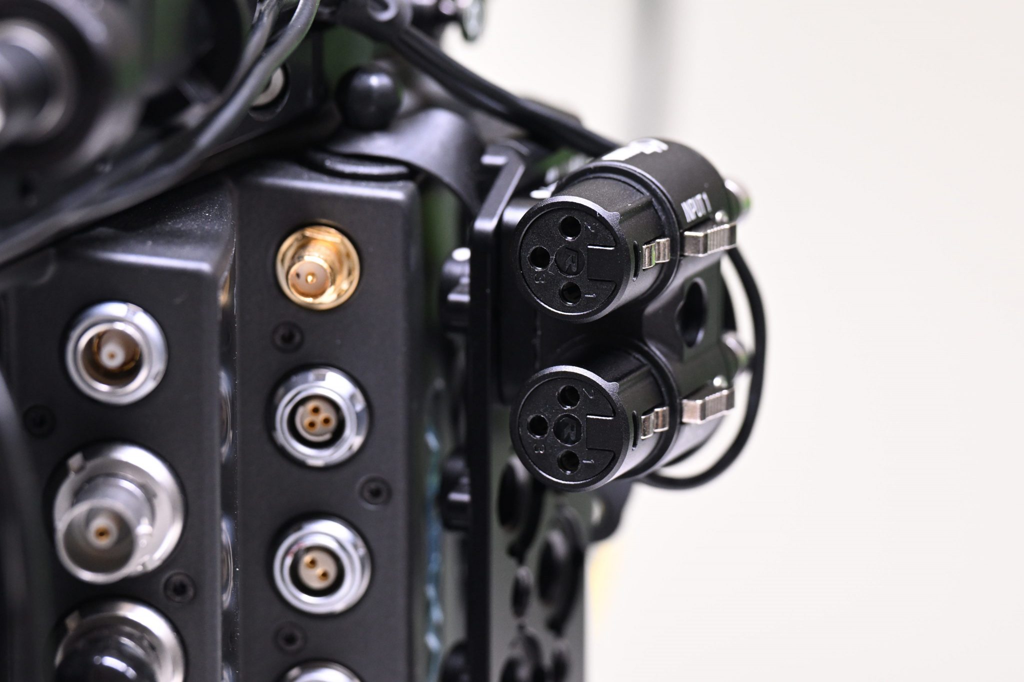 MID49 Audio Breakout AB-7 (ARRI Sonosax AEM-1, Dual Mini XLR Female ...