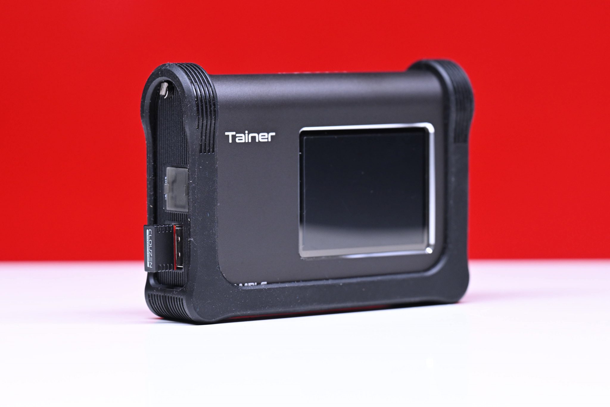 ClouZen Tainer All-in-One Portable Backup Storage Review - Newsshooter
