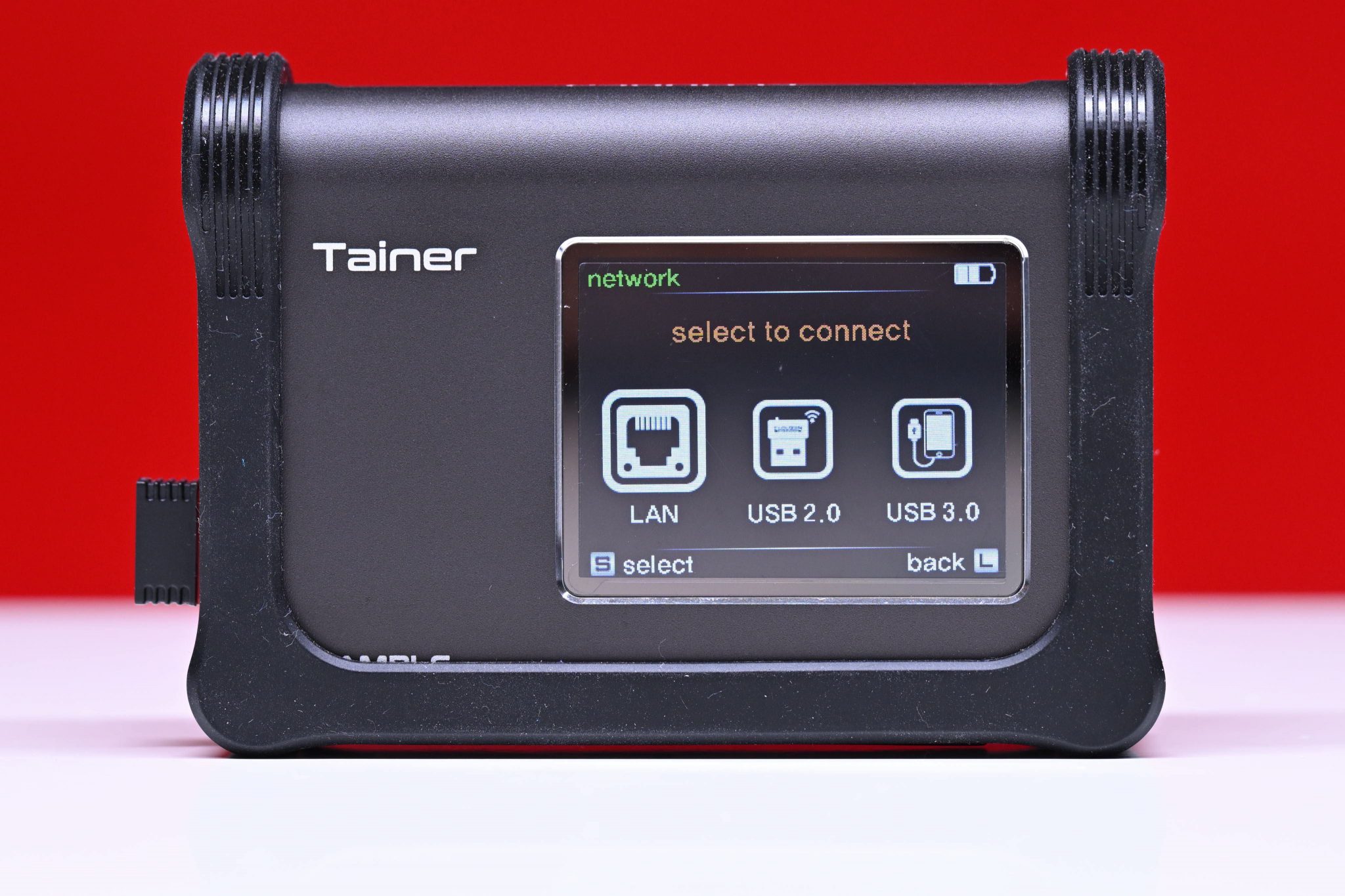 ClouZen Tainer AllinOne Portable Backup Storage Review Newsshooter
