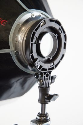 iFootage SL1 mini bowens adapter