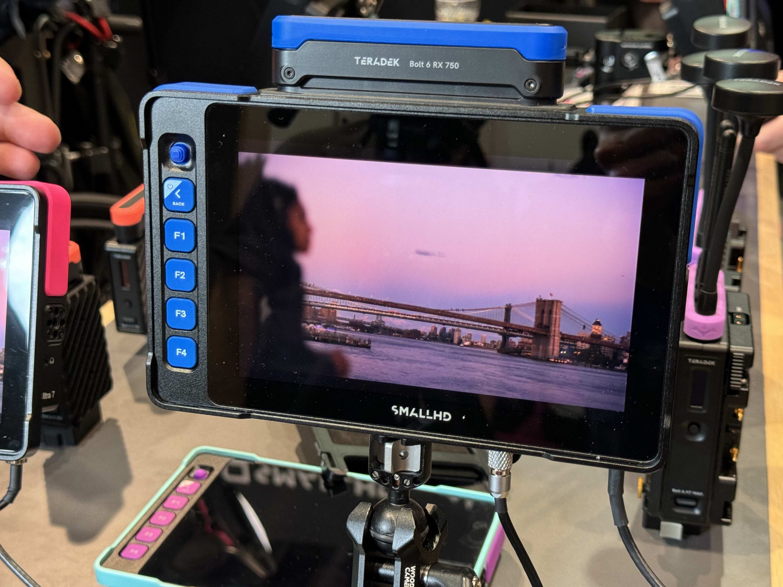 SmallHD Ultra 7 On-Camera Touchscreen Monitor First Look - Newsshooter