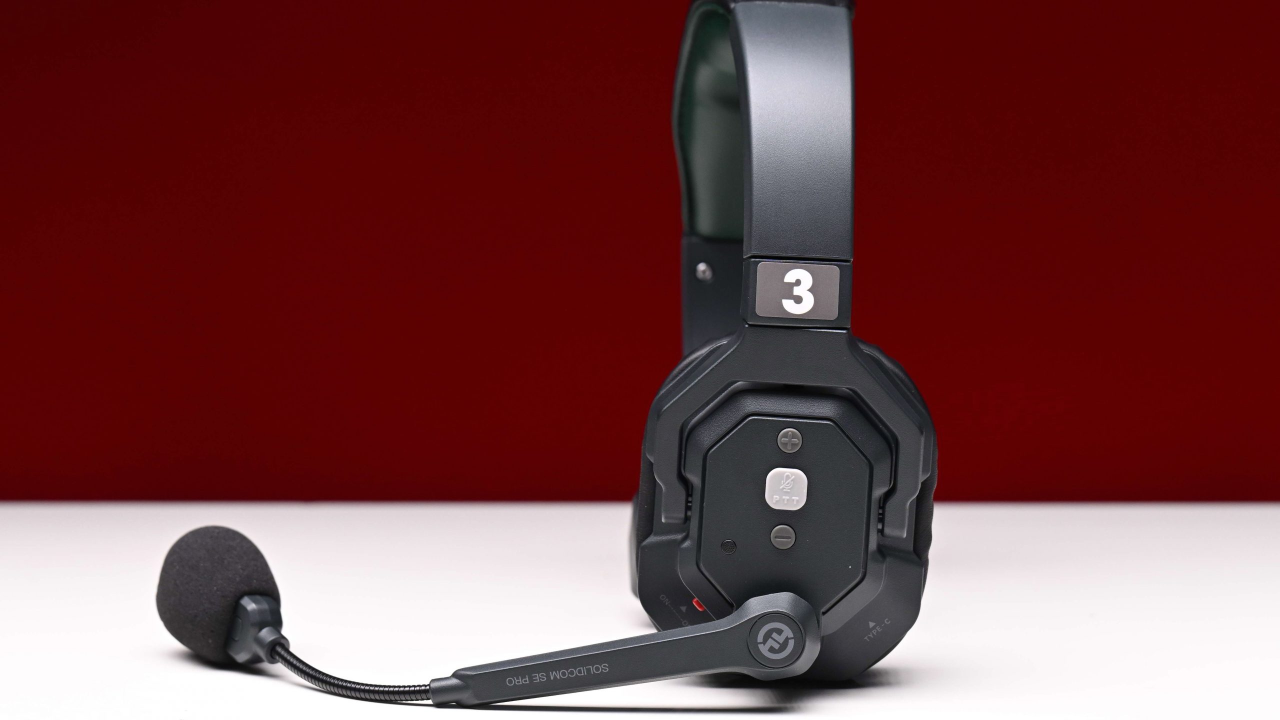 Hollyland Solidcom SE Pro Wireless Intercom System Review