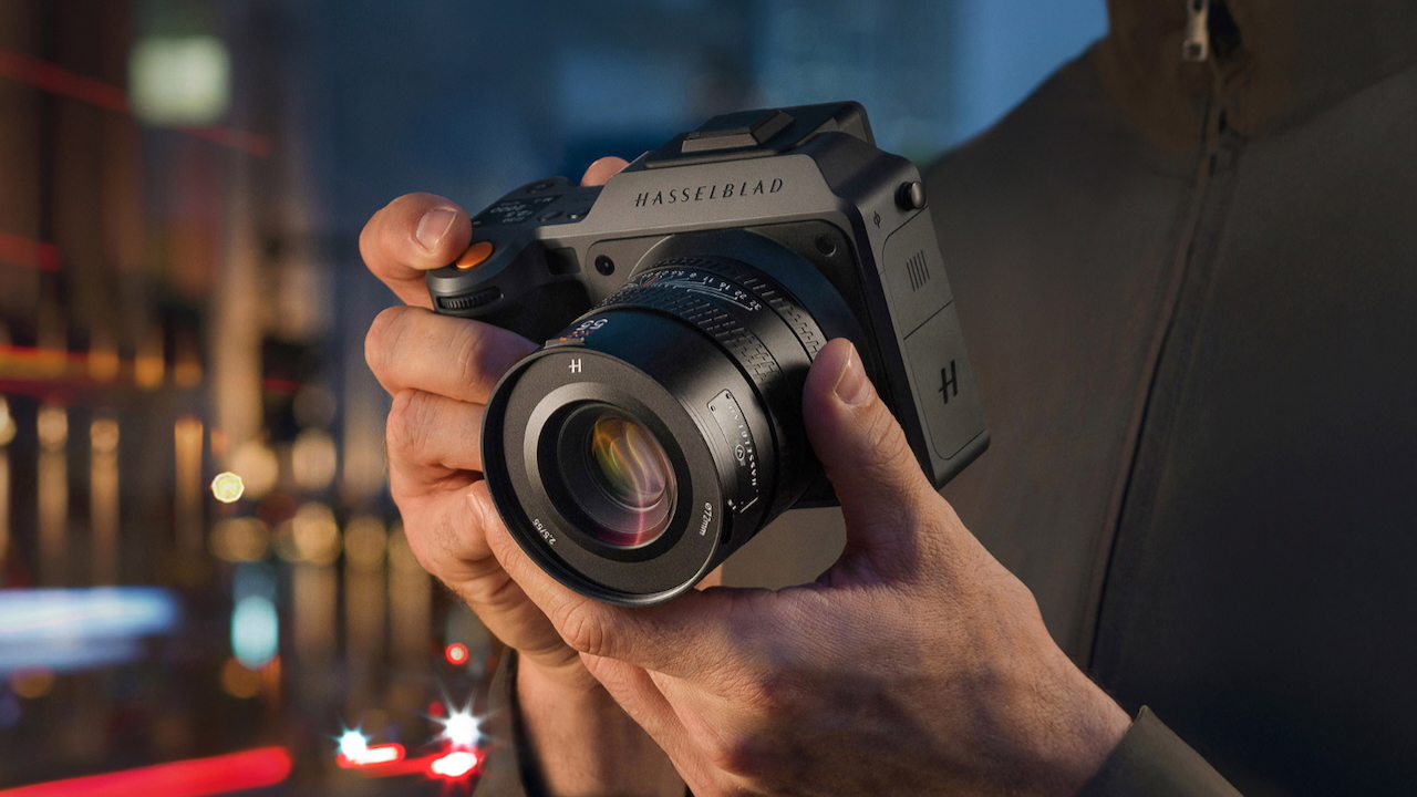 Hasselblad X2D II 100C - Newsshooter