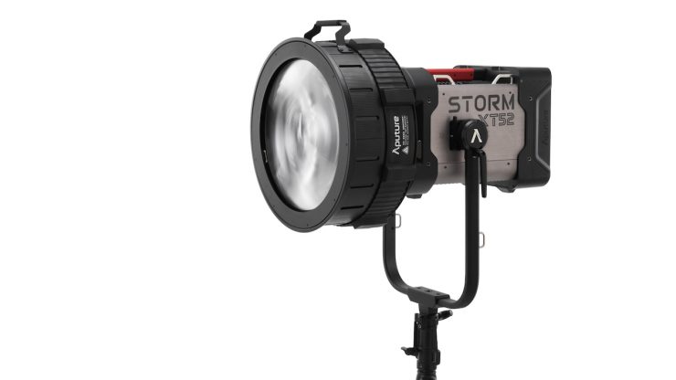 Motorized CF16 Fresnel Flight Case Kit Clean 12