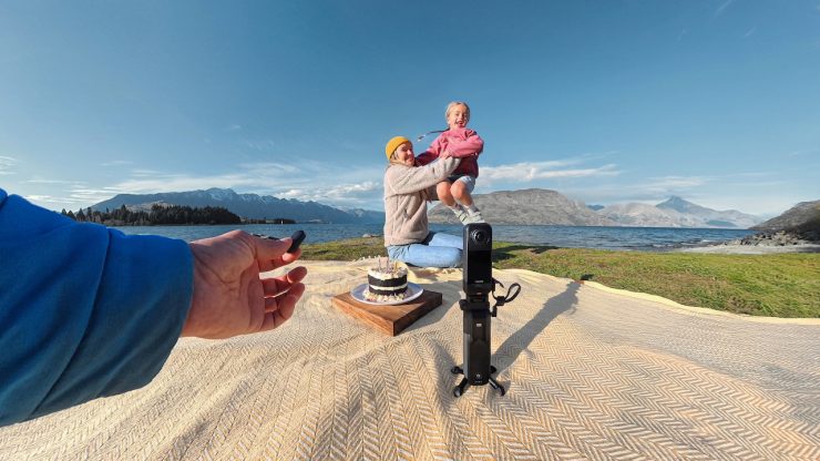 PIU Family picnic Black with FOMO